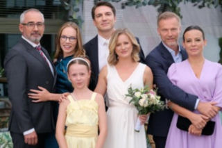 M jak miłość, odcinek 1903: Skromny ślub Julii i Dimy. Pobiorą się i na zawsze wyjadą z Polski - ZDJĘCIA