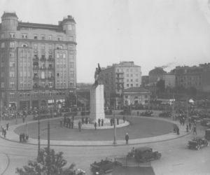 Tu pierwotnie miało biec metro! Zobacz, jakie stacje przewidywano w 1956 roku [GALERIA]