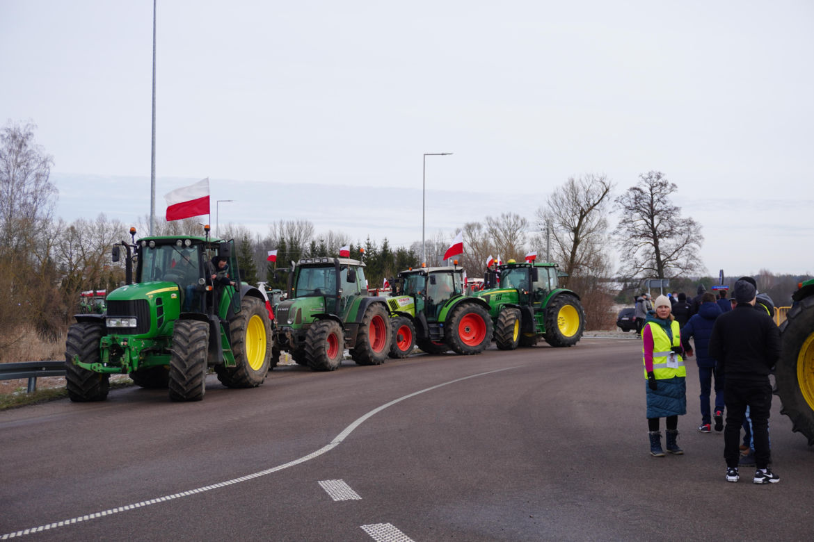 Protest rolników w Podlaskiem. Ciągniki blokują drogi w całym województwie! 