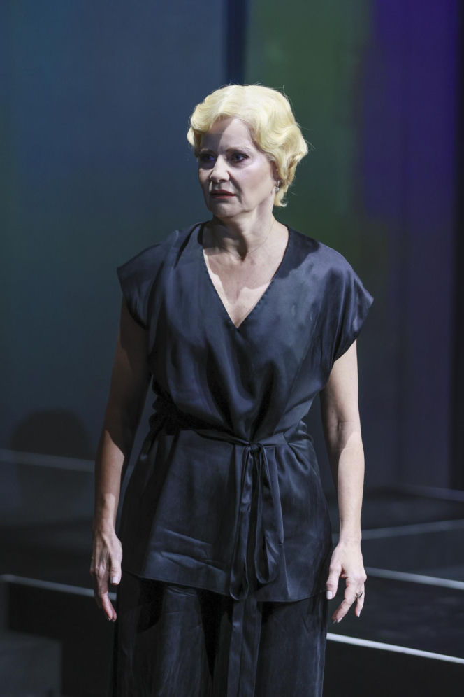 Małgorzata Kożuchowska jako pani Dulska