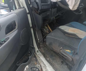 Wypadek busa w Niechlowie. Gdy policjanci zajrzeli do środka, oniemieli