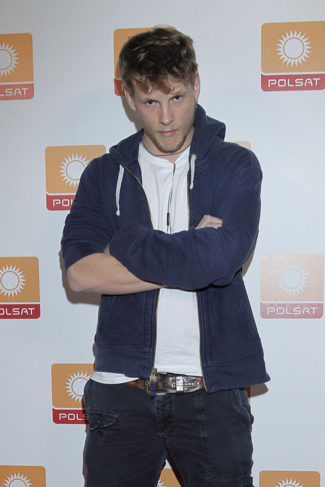 Sebastian Fabijański przeszedł ogromną metamorfozę. Kiedyś twardziel, dziś podbija taneczny parkiet