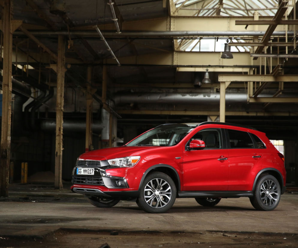 Mitsubishi ASX lifting 2016