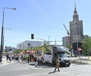 Warszawa.  Marsz Konstytucji 3 Maja