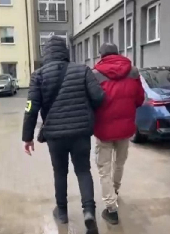 W zabójstwach domowych sprawcy sięgają po to narzędzie, które mają akurat pod ręką