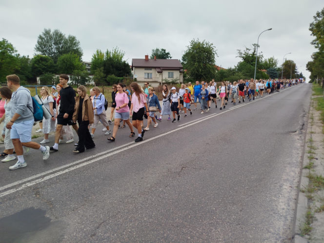 Siedleccy pielgrzymi są już w drodze na Jasną Górę. 46. pielgrzymka piesza z Siedlec do Częstochowy wyruszyła 2 sierpnia