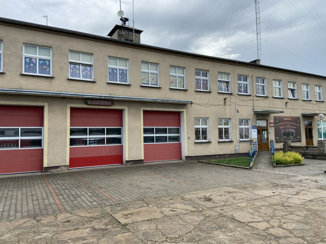 Młody strażak zginąl w wypadku samochodowym