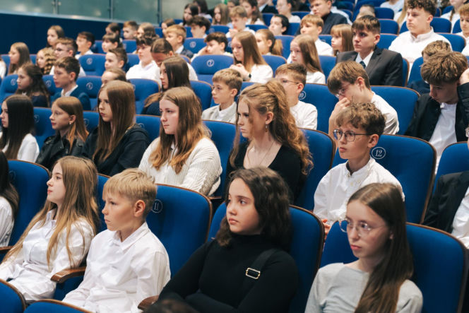 Najzdolniejsi uczniowie odebrali stypendia Prezydenta Miasta Siedlce