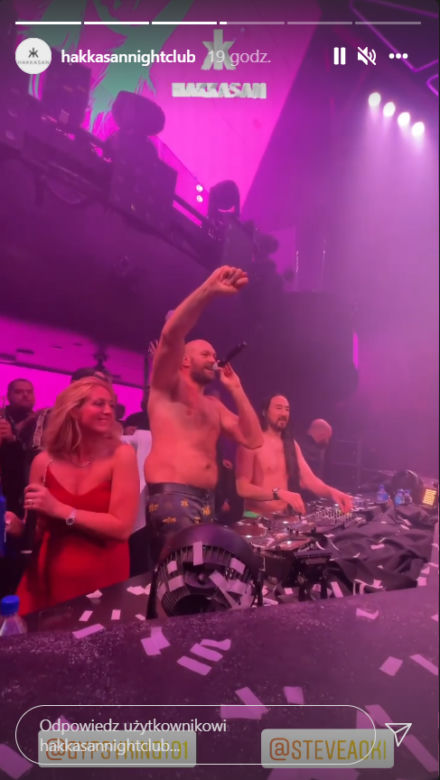 Tyson Fury na after party po wygranej z Wilderem