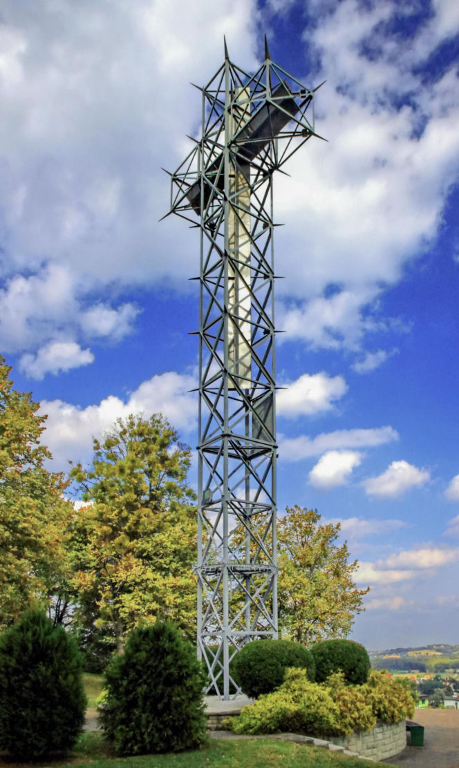 To jedno z najpiękniejszych miast Śląska Cieszyńskiego. Jan Długosz twierdził, że jest najstarsze
