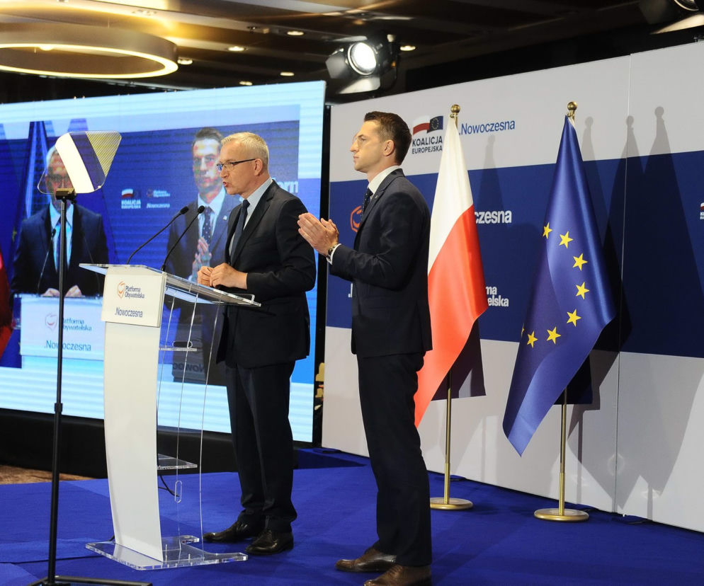 Platforma holuję Nowoczesną