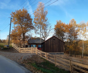 Remont drewnianej chaty w Tropiu (woj. małopolskie)