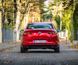 Mazda 3 Sedan 2.0 SKYACTIV-X 180 KM 6MT Enso