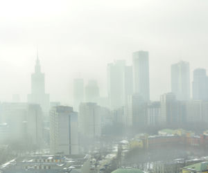 Smog w Warszawie. Jest coraz gorzej, powietrze można ciąć nożem