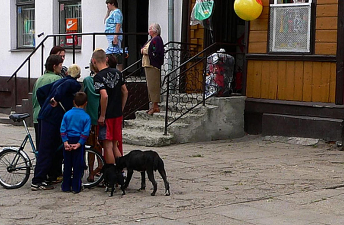 Węgrów. Mariusz stanął w obronie bitych dzieci. Został skopany na śmierć