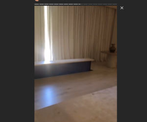 Kim Kardashian oprowadza po sypialni