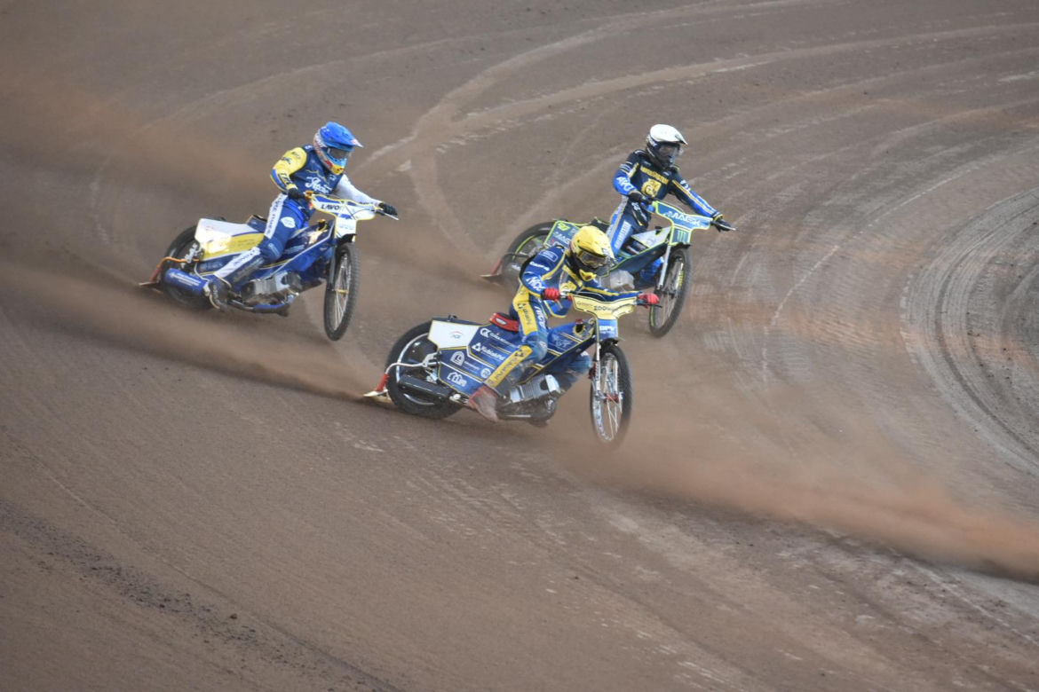 KS Toruń - Bayersystem GKM Grudziądz, zdjęcia kibiców i zawodników z Motoareny