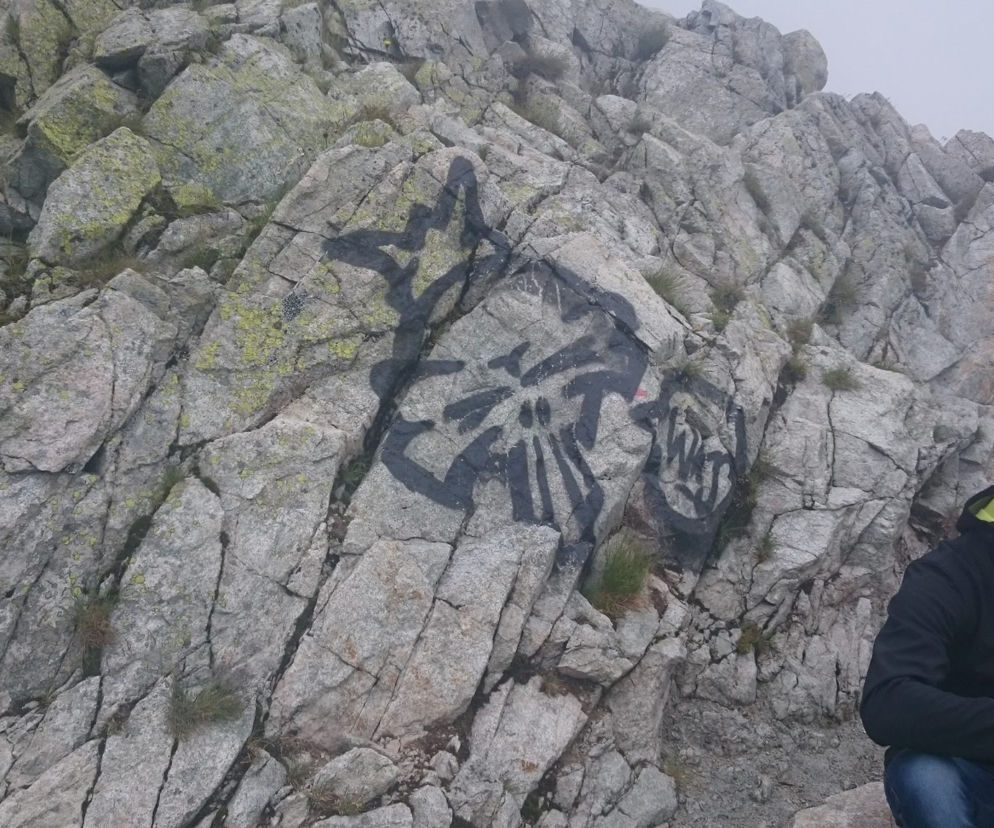 Zdjęcia w sieci zamieścił autor profilu Tatry nie dla idiotów