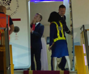 Wiadomości Macrona do pięknej aktorki ujawnione! Pierwsza dama dała mu w twarz