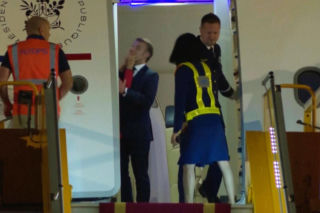 Wiadomości Macrona do pięknej aktorki ujawnione! Pierwsza dama dała mu w twarz