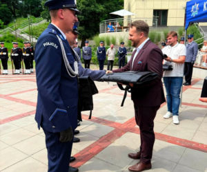 Święto Policji w Starachowicach. Uroczyste awanse, rodzinny piknik i podziękowania