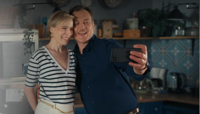 Barwy szczęścia, odcinek 3267. Sonia (Weronika Nockowska), Stefaniak (Paweł Ławrynowicz)