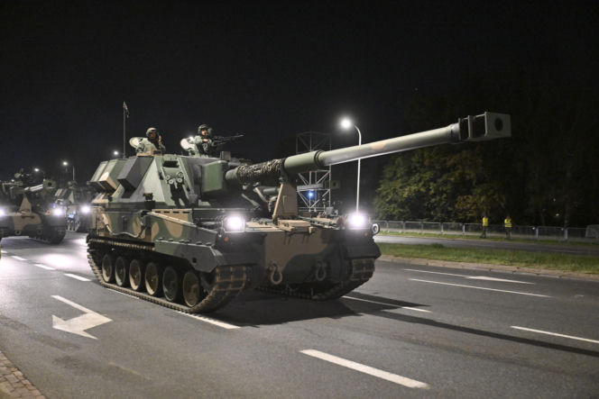 Nocna próba defilady wojskowej w Warszawie 2