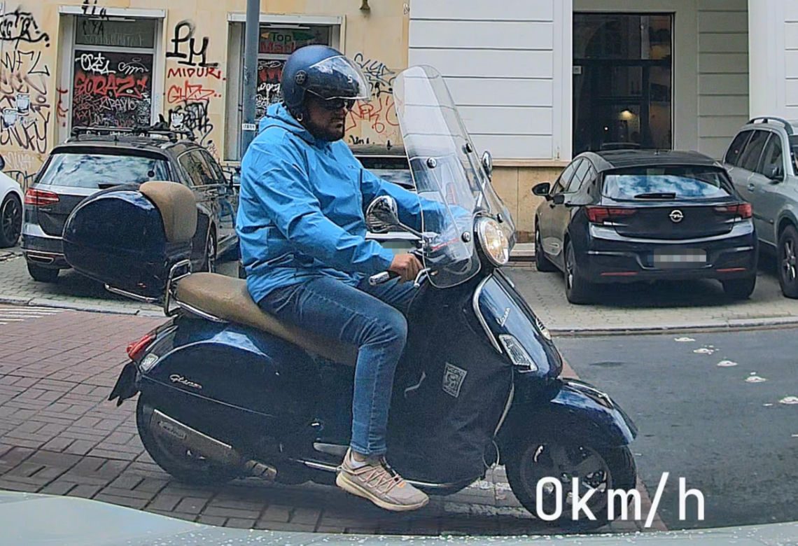 Szaleńczy rajd Piotra Gąsowskiego po okulary