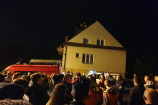 Potężne poszukiwania w Małopolsce. Setki osób szukały zaginionej Kasi [ZDJĘCIA]