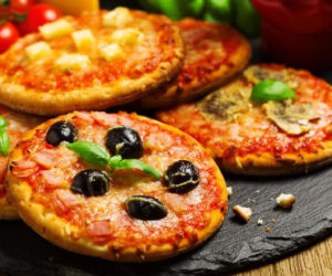 Mini pizze - super przekąska imprezowa