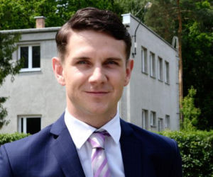Antek Królikowski traci pracę