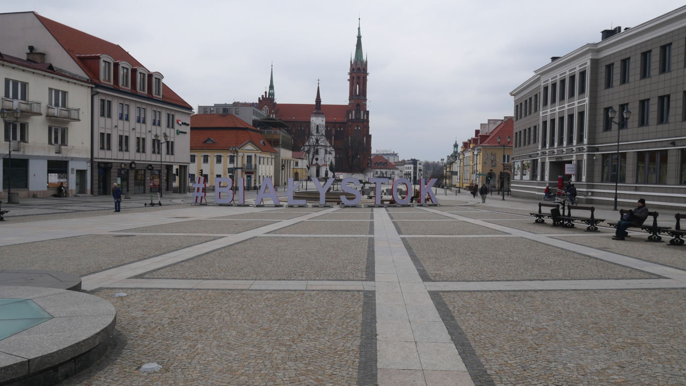 Koronawirus: Czy białostoczanie boją się zarazy? Tak wyglądają ulice Białegostoku