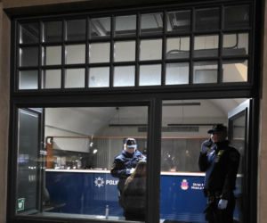 Kobieta pobita i spryskana gazem na rynku w Krakowie. Miała rozerwane ucho