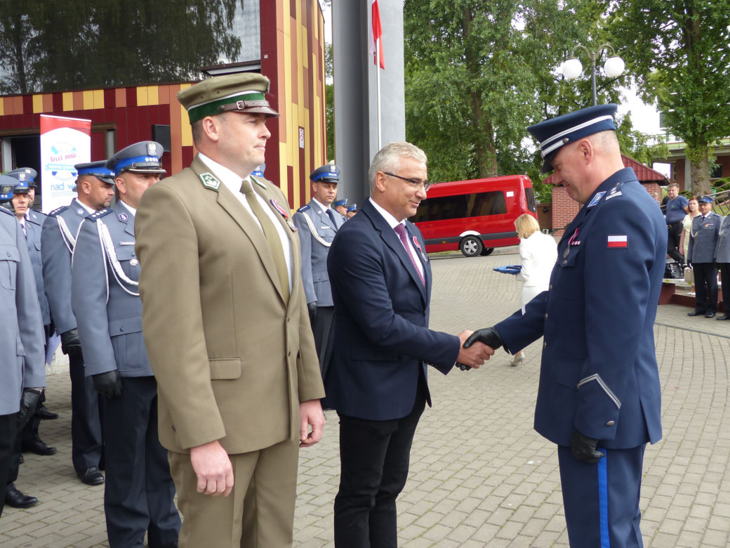 Awanse i odznaczenia