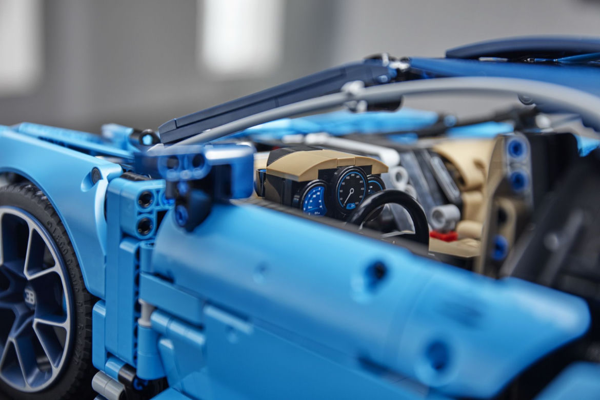 Bugatti Chiron z klocków LEGO