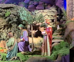 Żłóbek w Panewnikach 2025. Franciszkanie postawili na symboliczne sceny