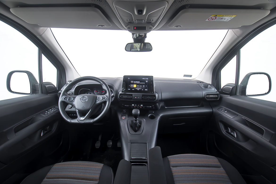Opel Combo Life Elite 1.5D 130 KM 6MT