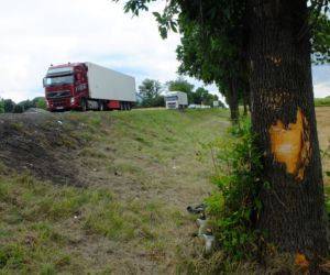 Wyprzedzał na trzeciego, przez niego dwie osoby nie żyją. Choć uciekł z miejsca tragedii, jest już w areszcie