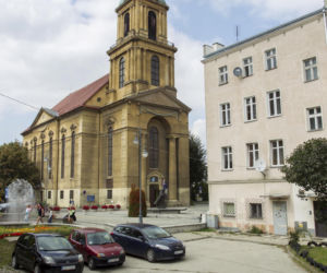 Biły w niego pioruny a on błogosławił rannych