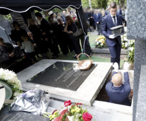 Monika Olejnik na pogrzebie senatora Piesiewicza. Towarzyszył jej ukochany