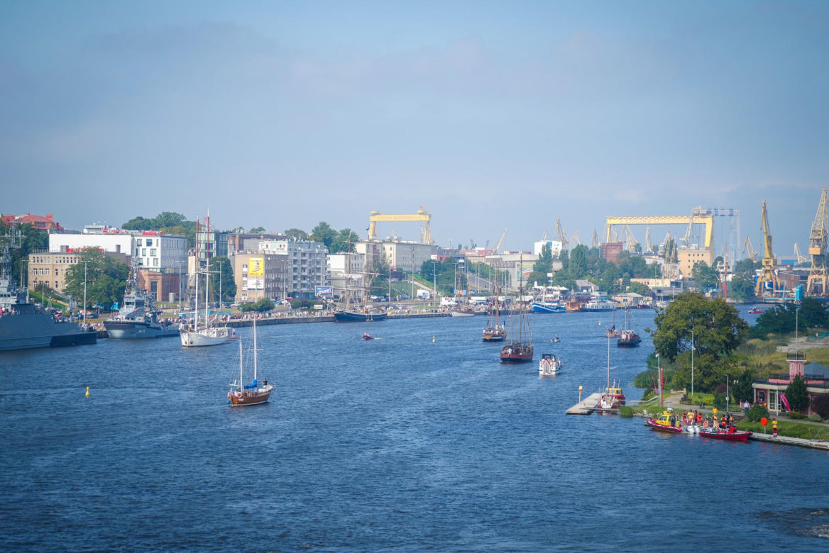 Letni vibe i gwiazdy na scenie: ESKA Music Tour rozgrzeje Szczecin podczas Żagli 2025!