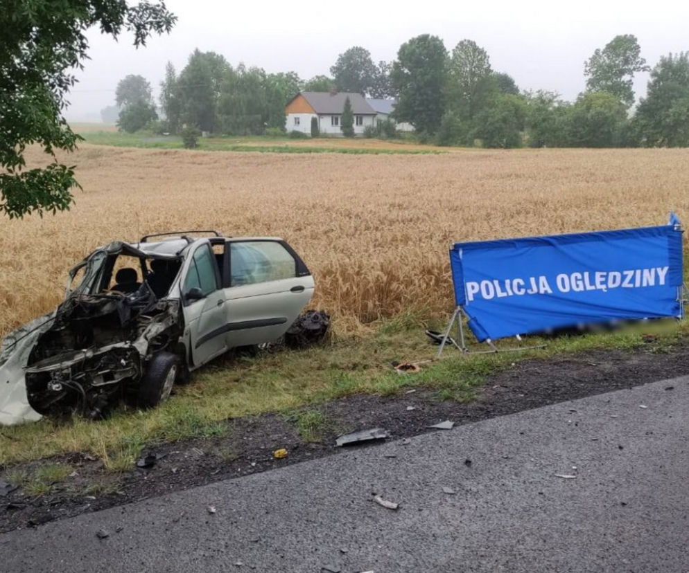 Wyprzedzał na trzeciego, przez niego dwie osoby nie żyją. Choć uciekł z miejsca tragedii, jest już w areszcie
