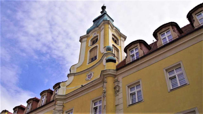 To dolnośląskie miasto AI uznała za najpiękniejsze. Przypomina "małą Pragę"