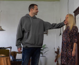 Pierwsza miłość, odcinek 4145. Emilka (Anna Ilczuk), psychol Mateusz (Lesław Żurek)