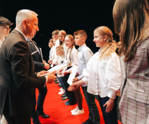 Najzdolniejsi uczniowie odebrali stypendia Prezydenta Miasta Siedlce