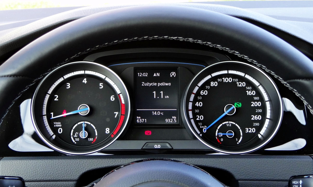 Volkswagen Golf R 2.0 TSI 300 KM