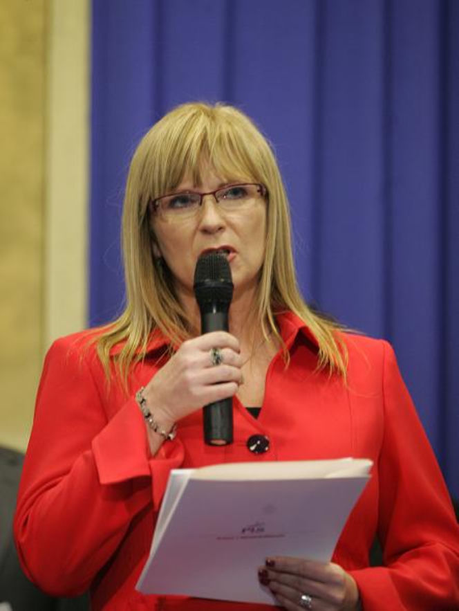 Małgorzata Gosiewska 