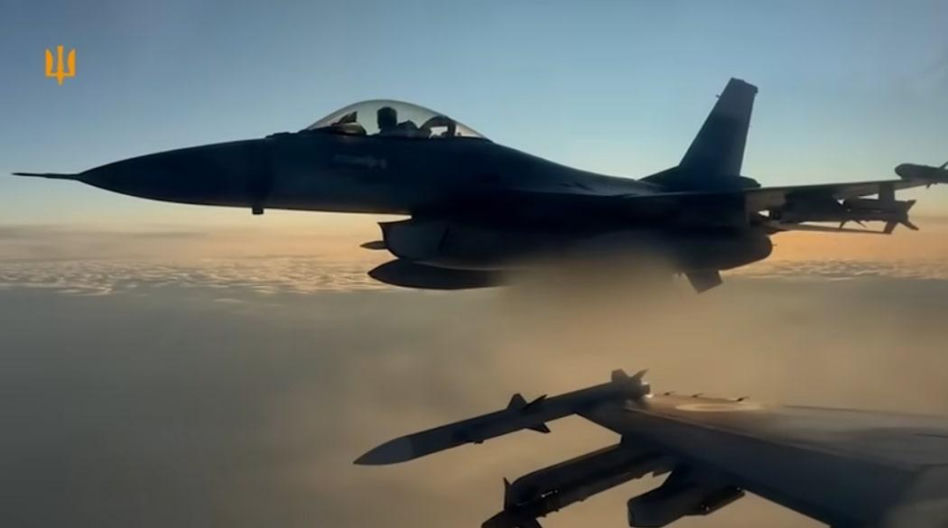 Ukraińskie F-16 na froncie. Taktyka z Zachodu nie wystarczyła, piloci stworzyli własną