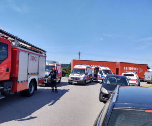 Nowy Sącz. Wypadek na ul. Tarnowskiej. Dzieci wśród poszkodowanych, trzy osoby w szpitalu [ZDJĘCIA]