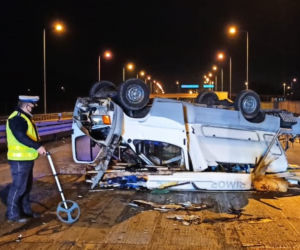 Łódzkie: Koszmar na S8. TIR uderzył w kampera. Zginęła 39-latka, wśród poszkodowanych dwoje dzieci